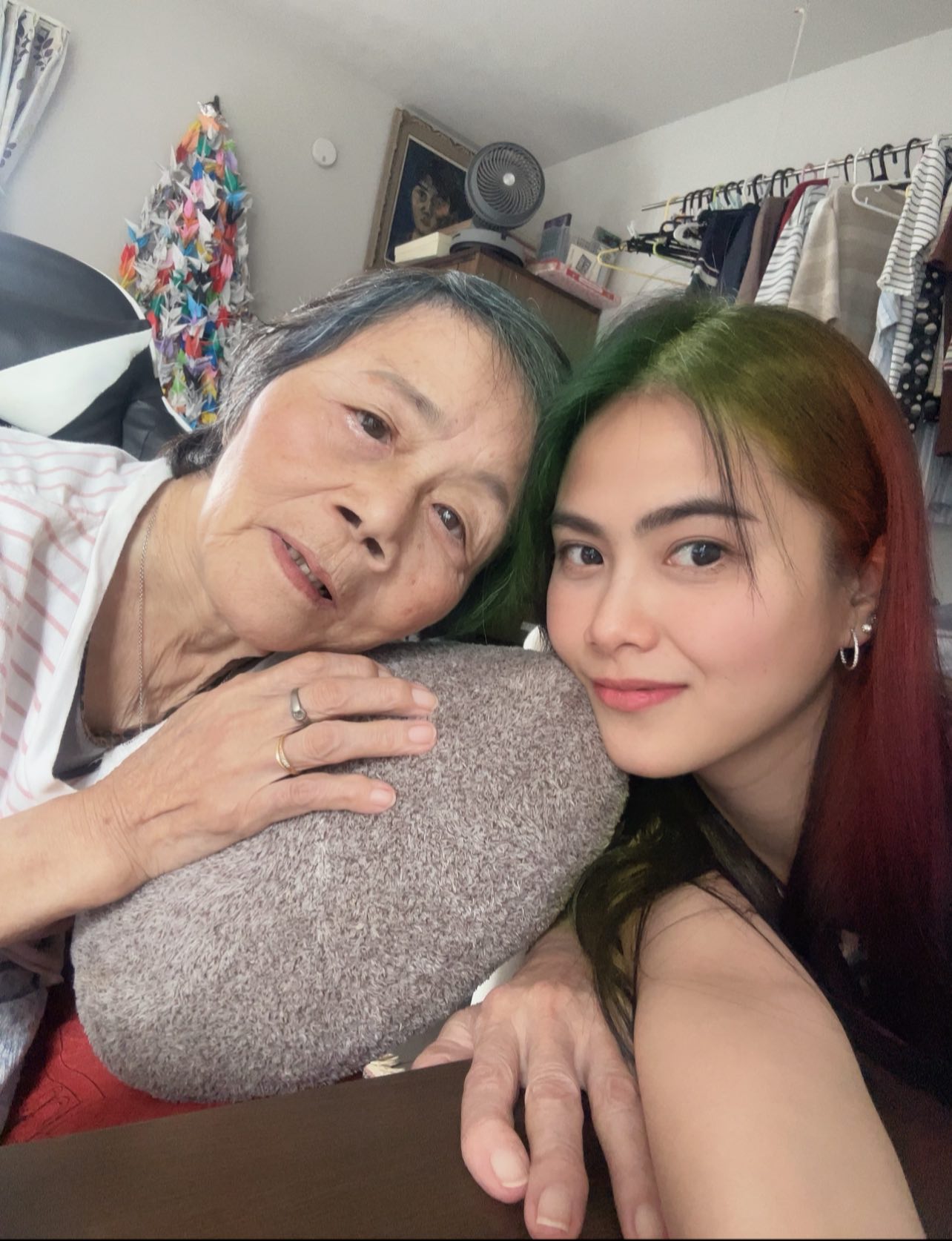 Ruby - Baachan,maganda ba make-up ko sayo?🥲 Sure ako nagustuhan mo yun ...