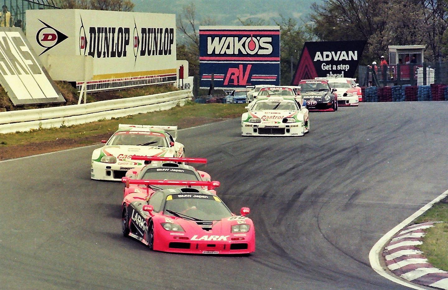 1996 JGTC GT500ハセミモータースポーツ ユニシア マフラー Japanese - 1996 JGTC, Fuji Speedway's hairpin. As you may know, it