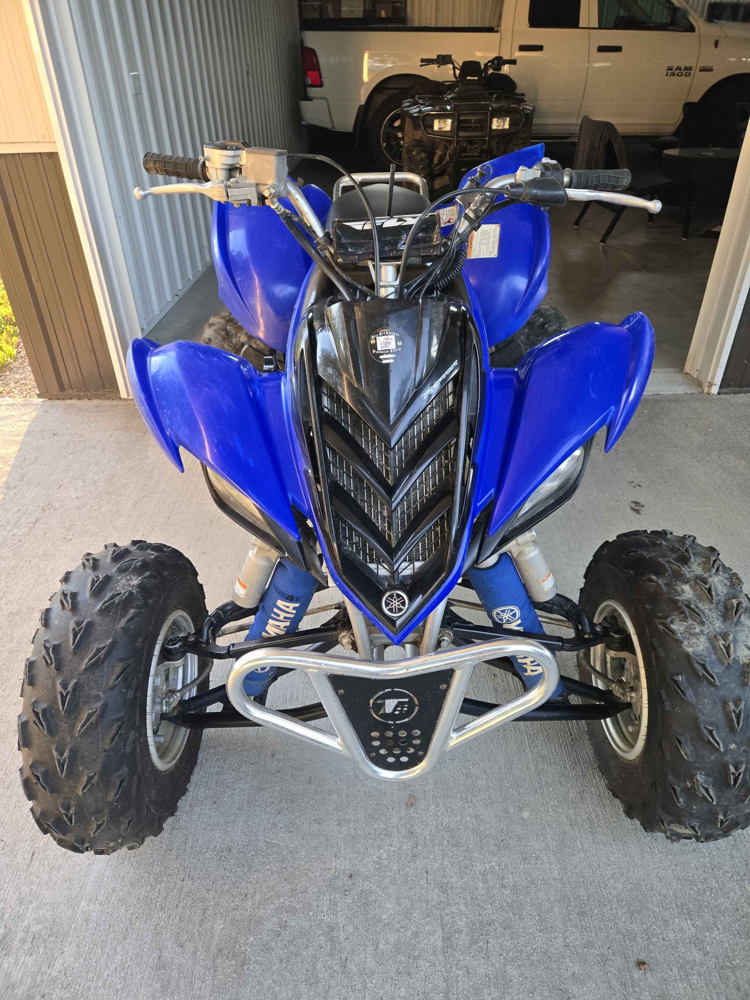 2011 Yamaha raptor 700r
