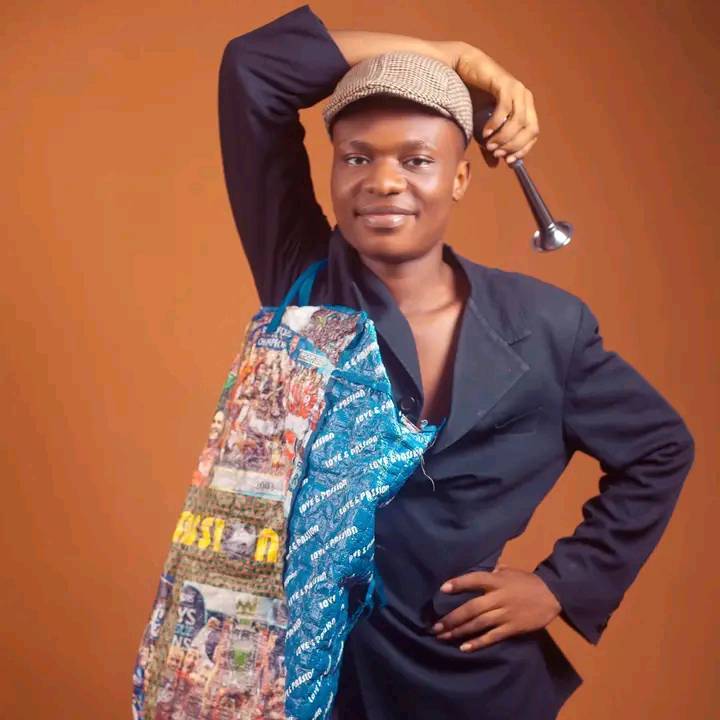 Comedian lemonz