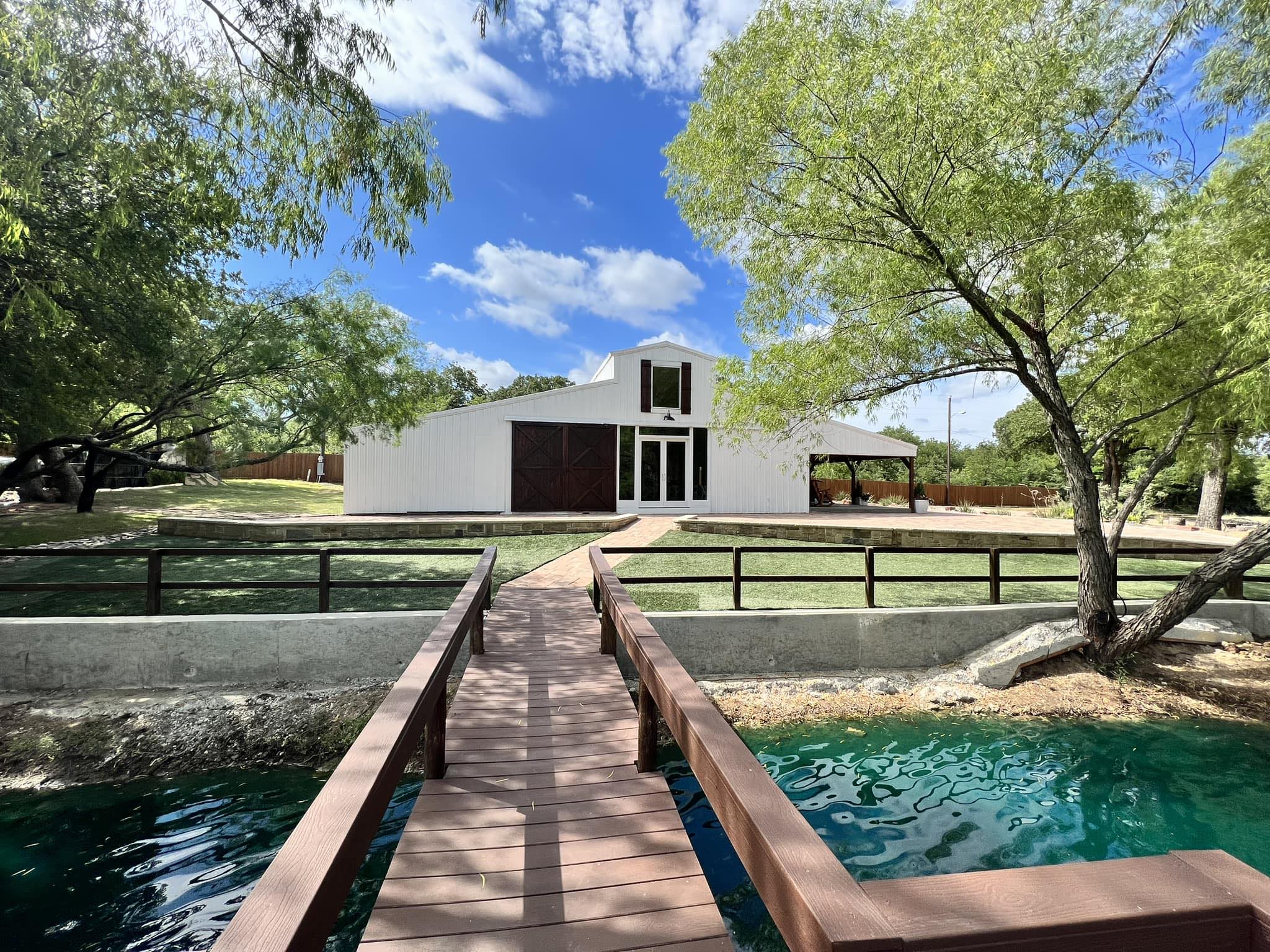 Willow Woods Barn + Studio | Mansfield TX