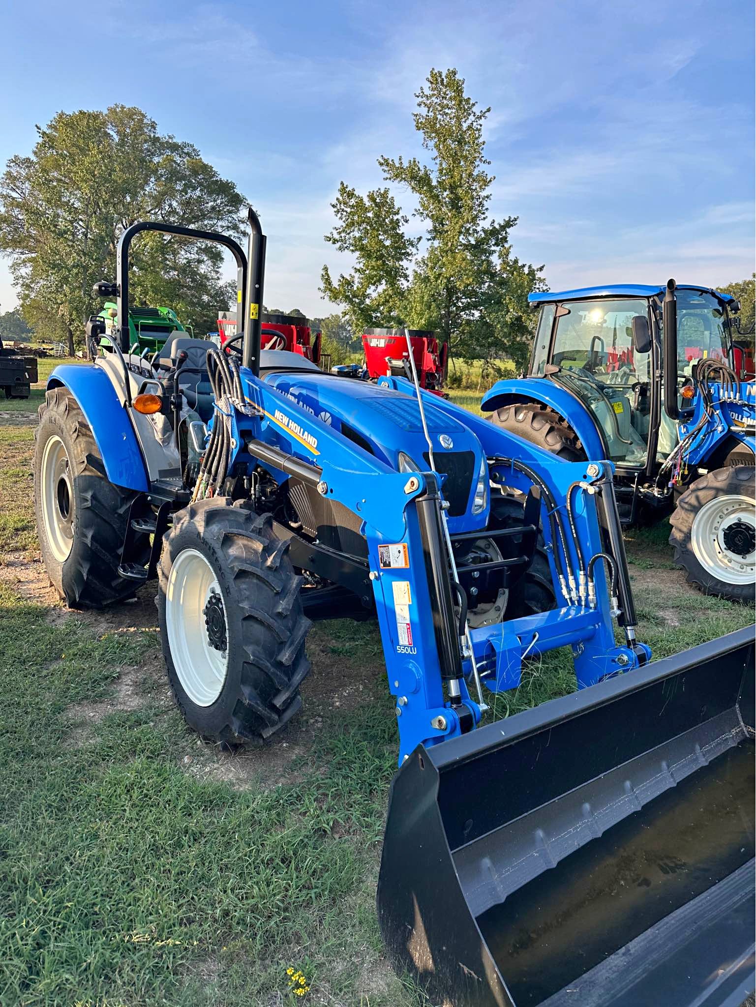 2024 CARRYOVER SPECIAL New Holland Workmaster 75 4wd Tractor