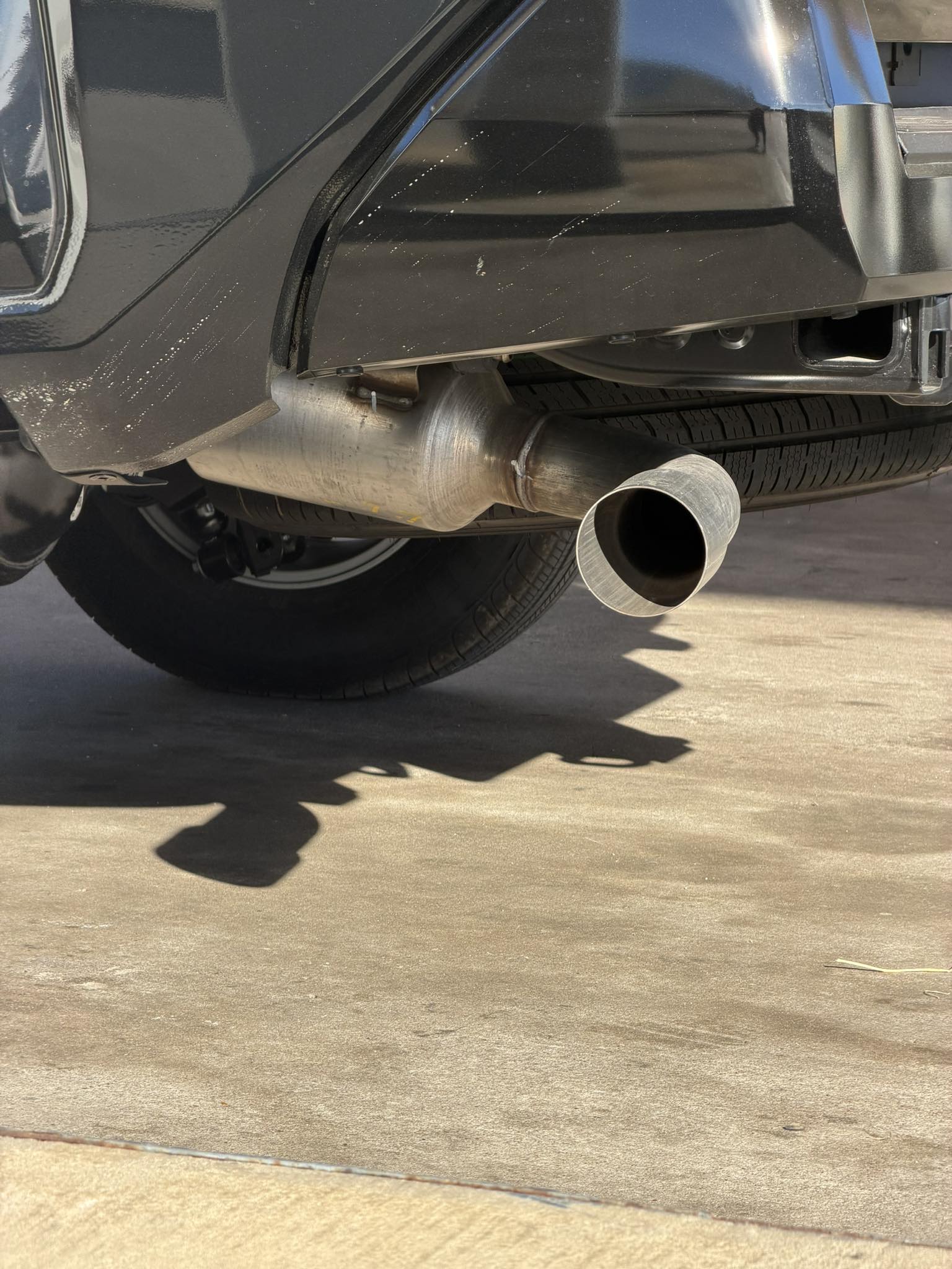 Toyota Sienna (2004-2006) 3.3L (AWD) Muffler & Tail Resonator