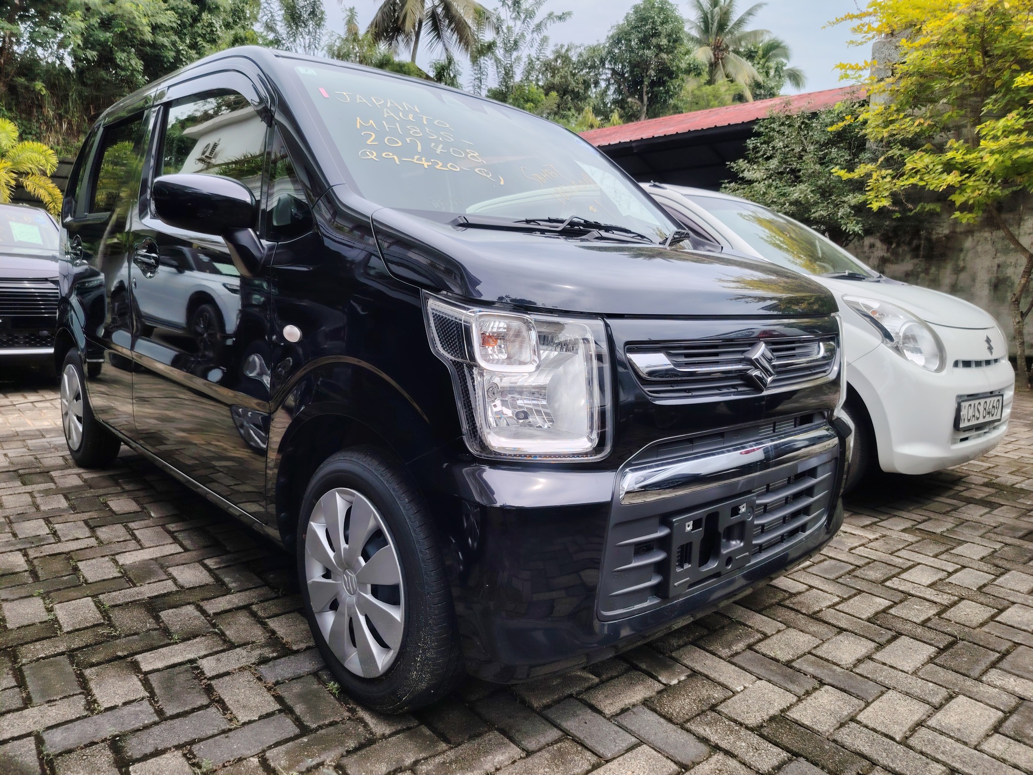 Wagon R Fx 2024 8,350,000/= Downpayment - 25laks Leasing can be