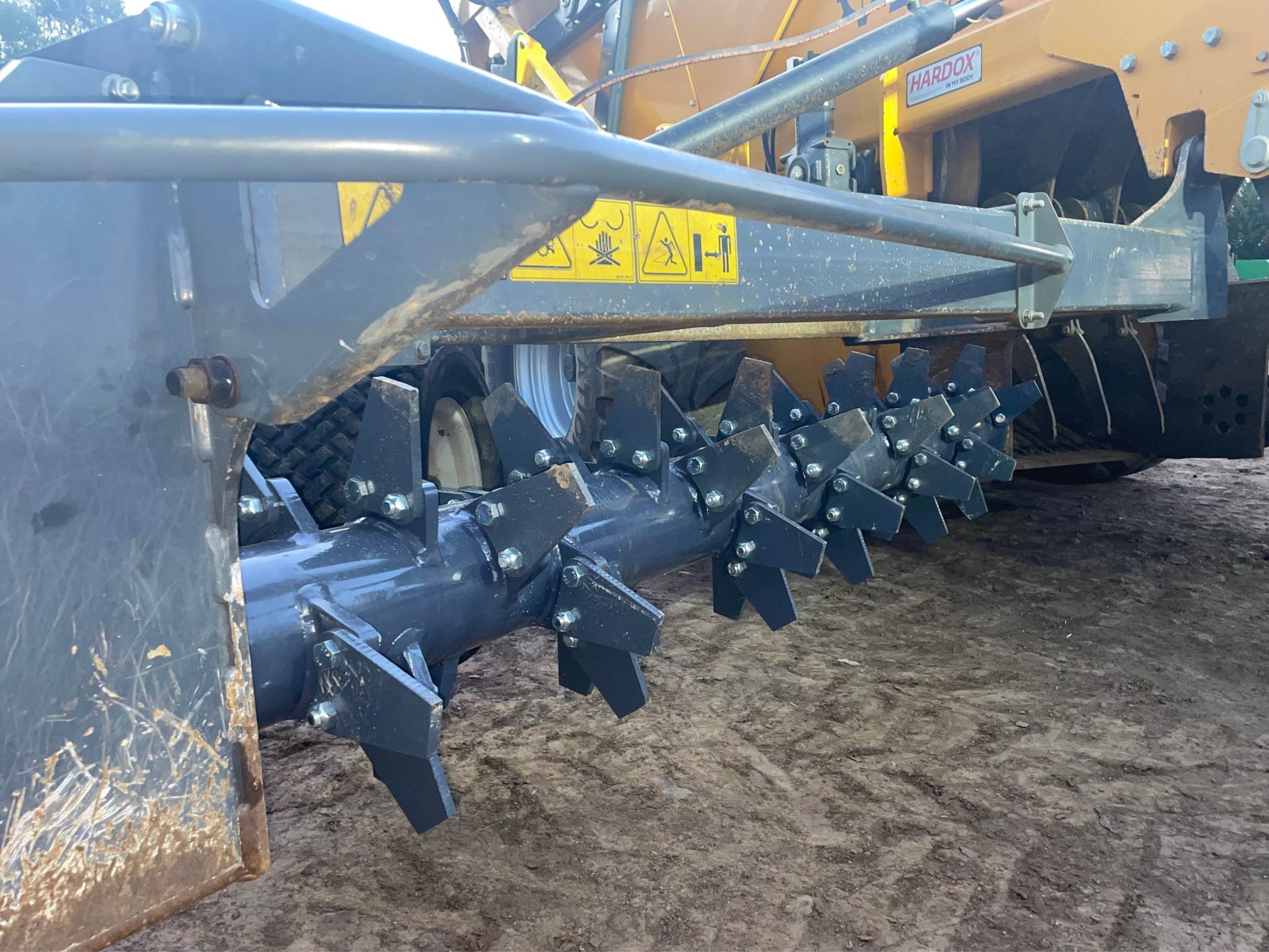 Elho Scorpio Rock picker rakes