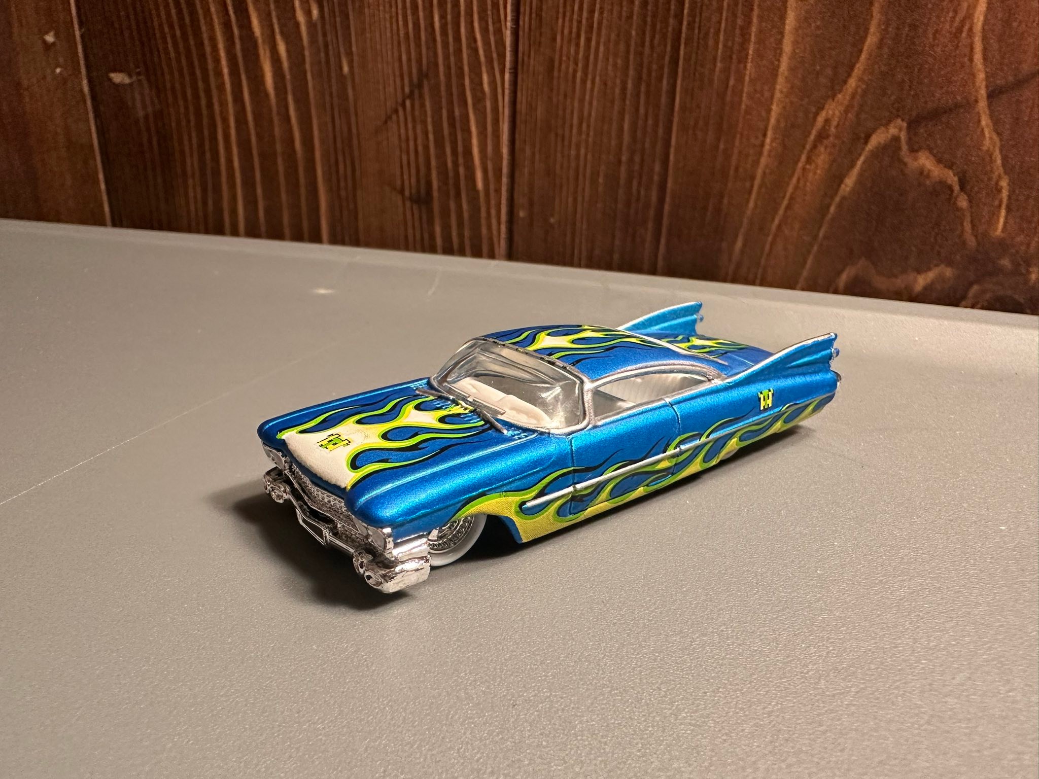 自動車 Hot Wheels Legends CadZZilla 1/18 自動車 Hot Wheels Legends