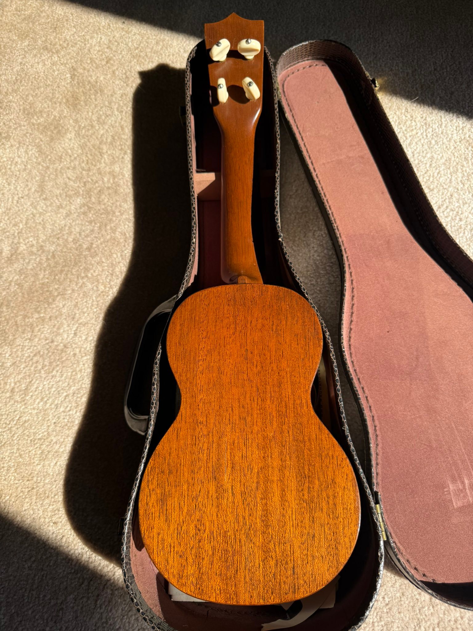 What is the history of my vintage Hawaiian ukulele?