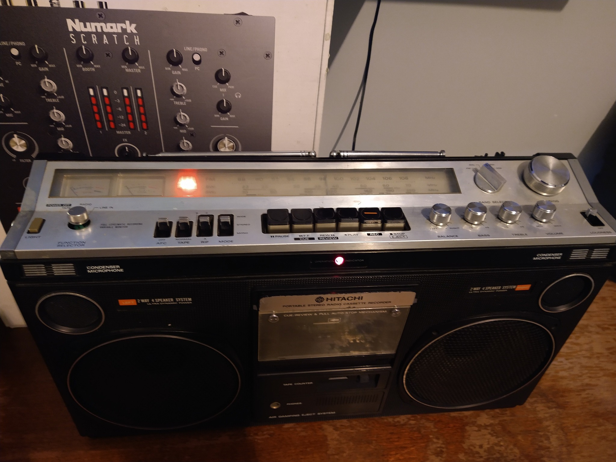 Victor M-8000 Boombox With TV Tuner (1978)