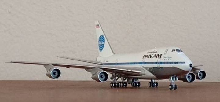 Pan Am Boeing 747SP model kit