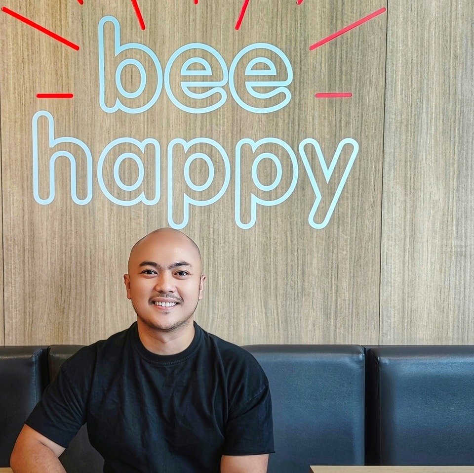 Pramis, bibili lang po ng matapang na Kape ☕️at masarap na Pho Noodle ...