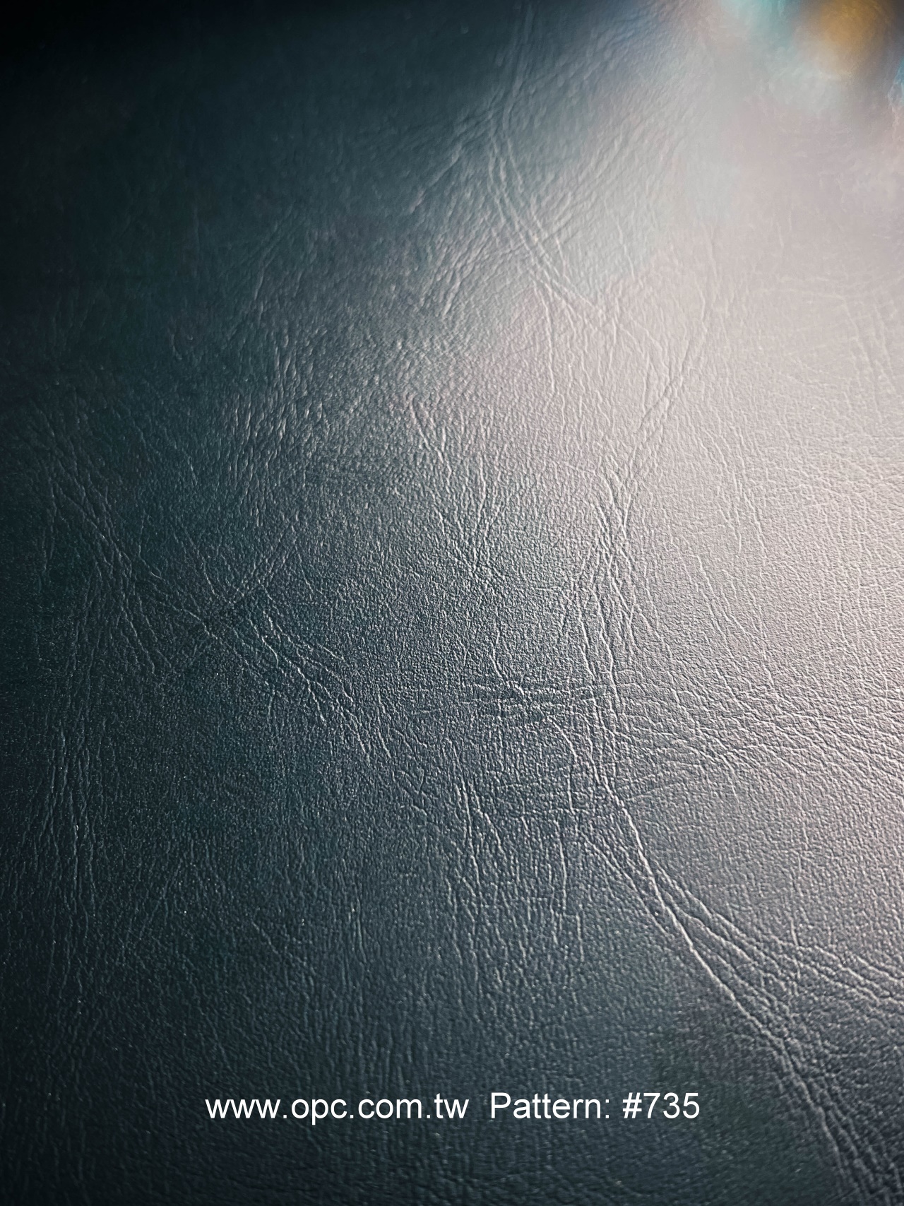 Derrick PVC - PVC sheet with leather embossing 📌 Emboss:...