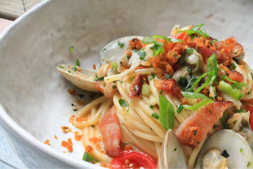 rule: when you put 🥓 on anything it... - The Pasta Addict