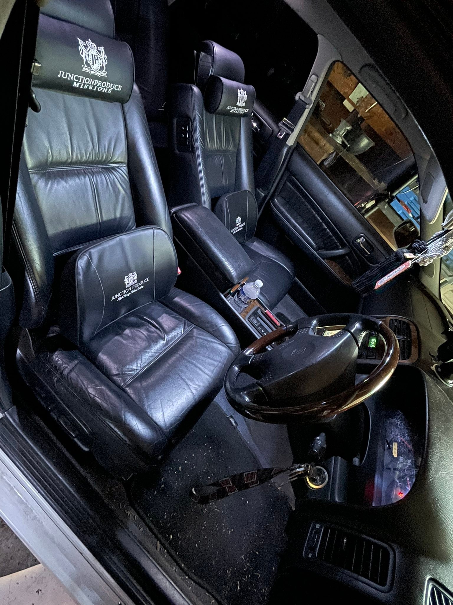 Finally the rest of the Junction produce VIP Interior i ordered 