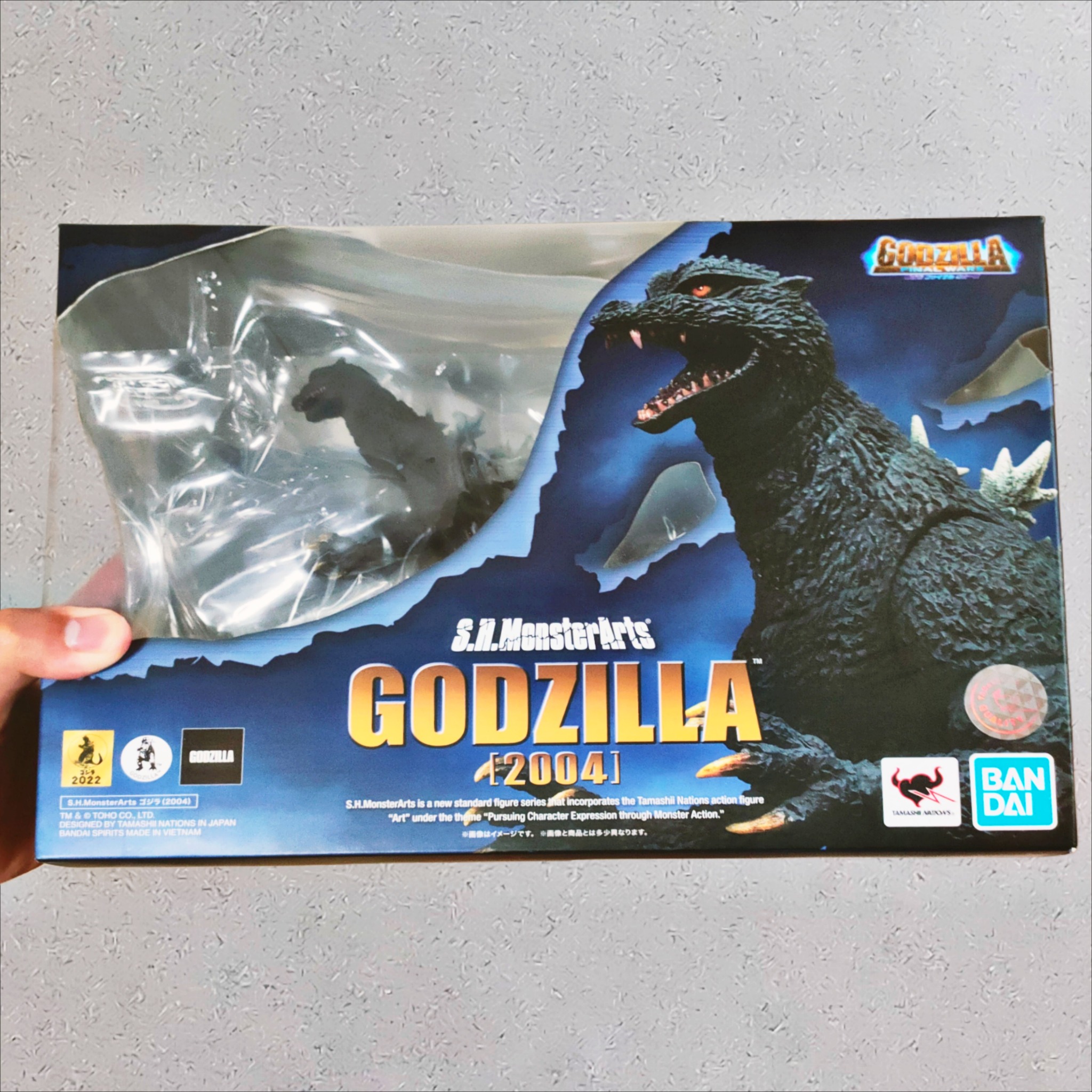 S.H. Monsterarts Bandai Tamashii Godzilla 2004 figure for sale