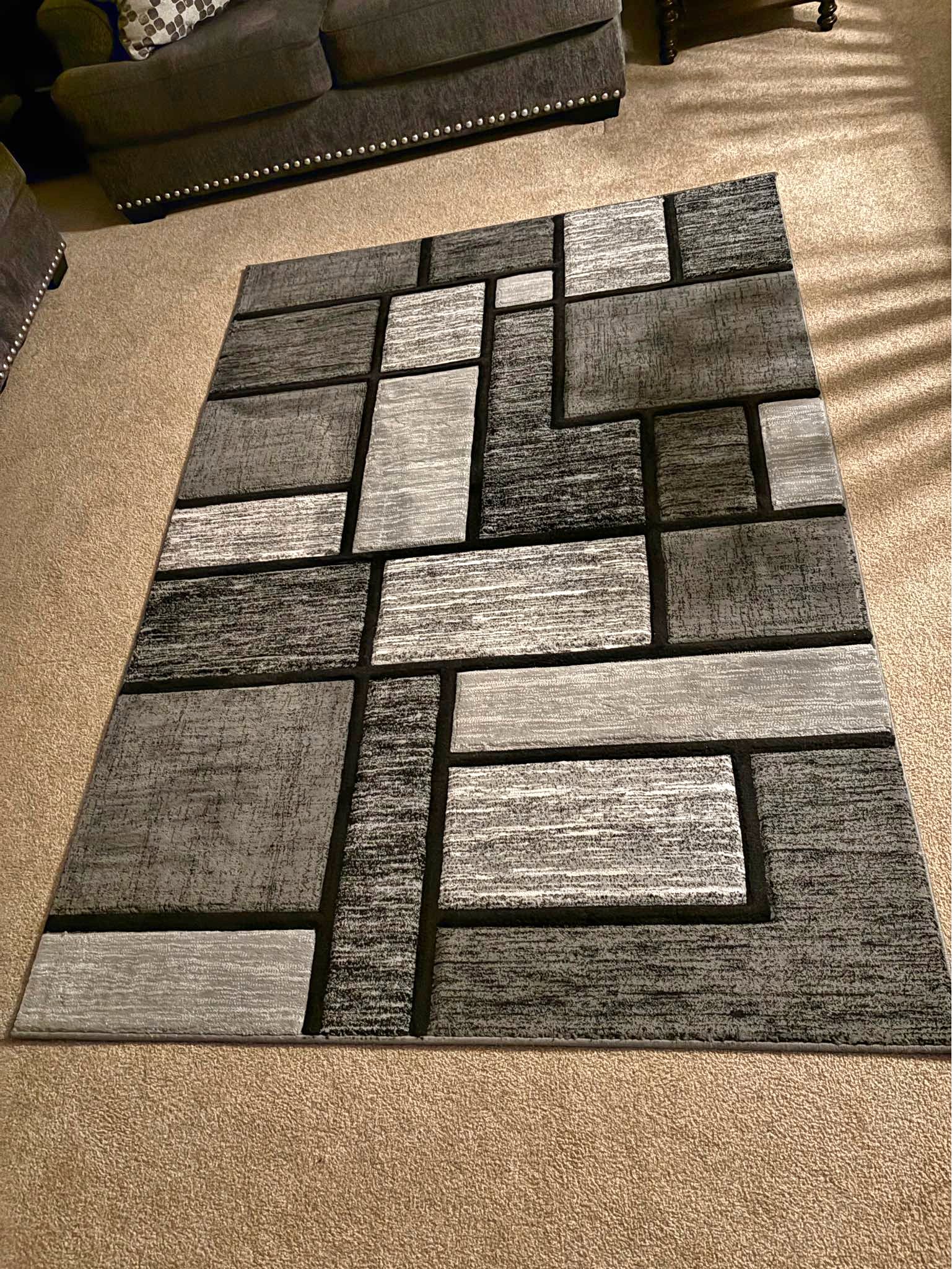 Shaggy Black & White Rug 6’x9’ - Area Rugs | Facebook Marketplace ...