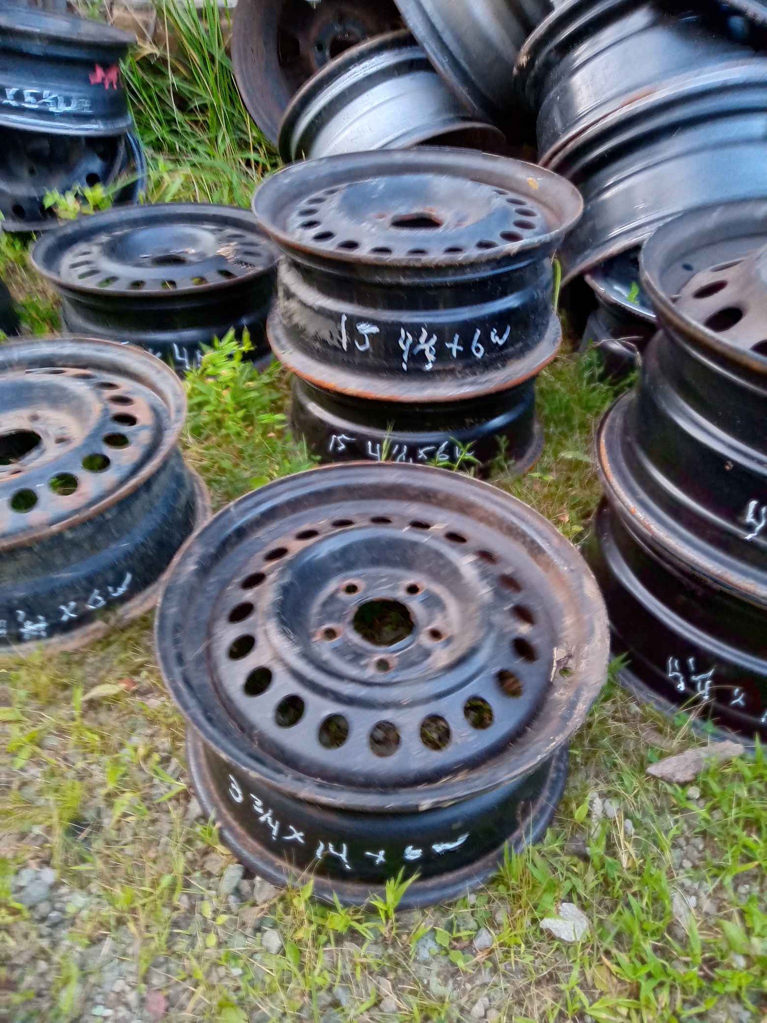Sizes and marked on the sides of the wheels 10 dollars each