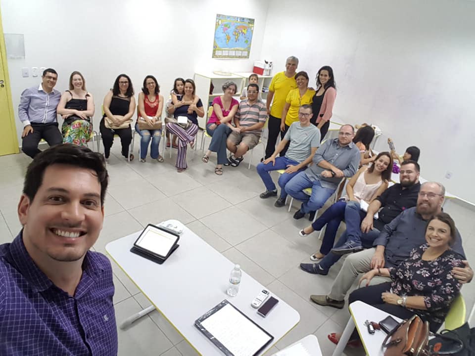 Reunião com o pessoal... - EPB - Escola de Pais do Brasil