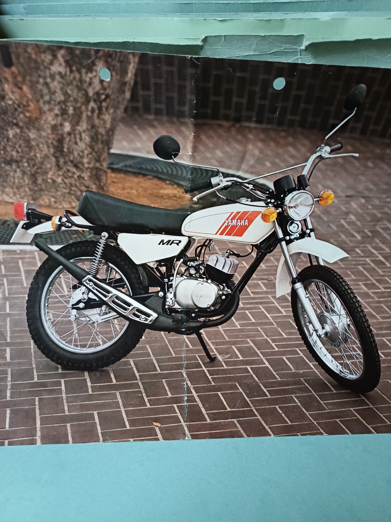 My first bike in 1985 purchased new for CHF 1'875. Mine was colour