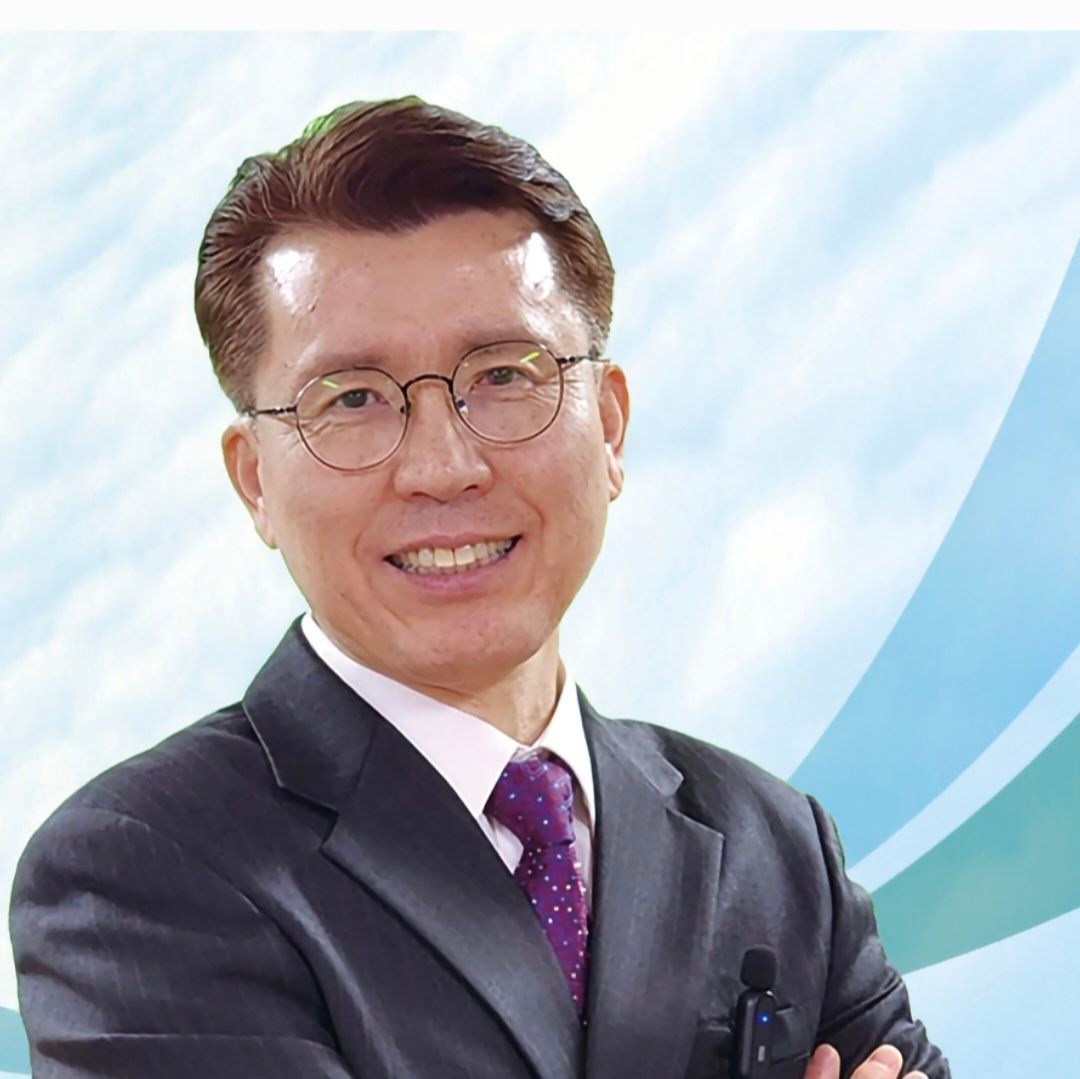 Charles Rhee