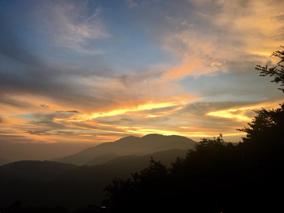 清境 雲的故鄉 - 入秋後傍晚時分 雲彩變化萬千 | Facebook