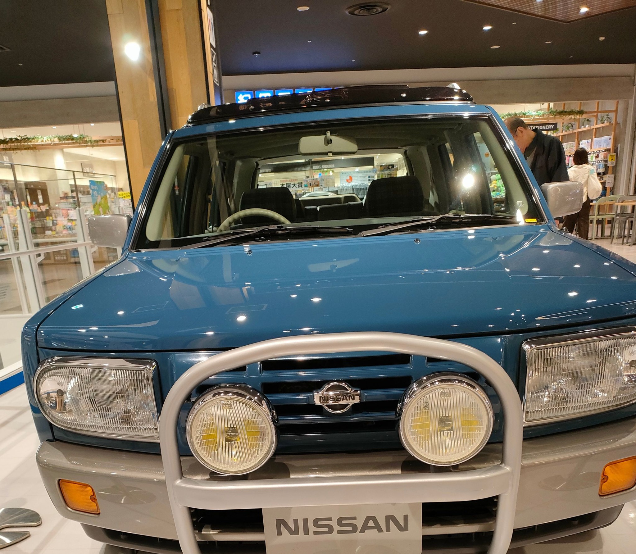 1995年型 日産自動車の[ラシーン］でマニュアル😲 マニュアルある