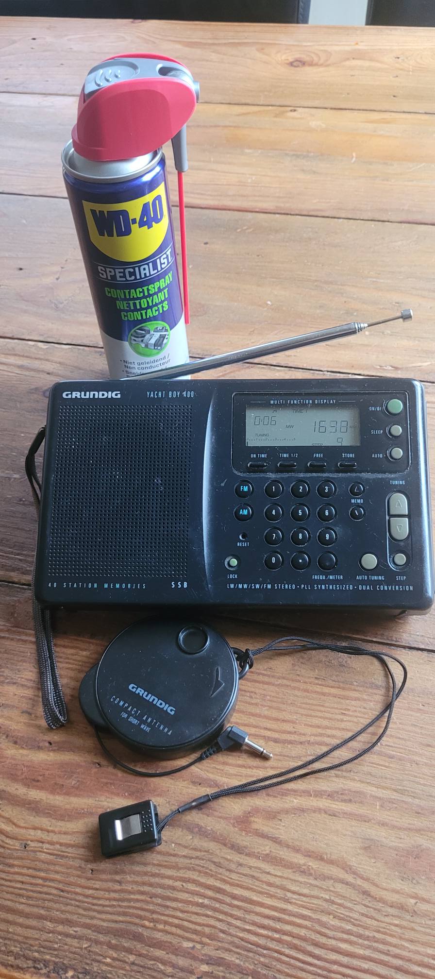 Grundig Yachtboy 400 radio restored to working condition