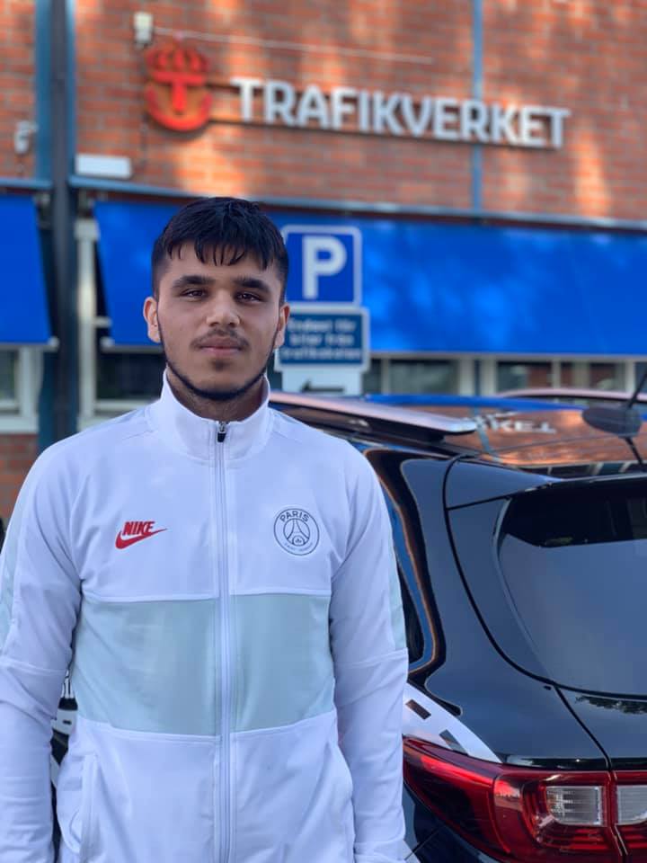 Grattis till körkortet Modasir... - Västerås Bil & Mc skola | Facebook