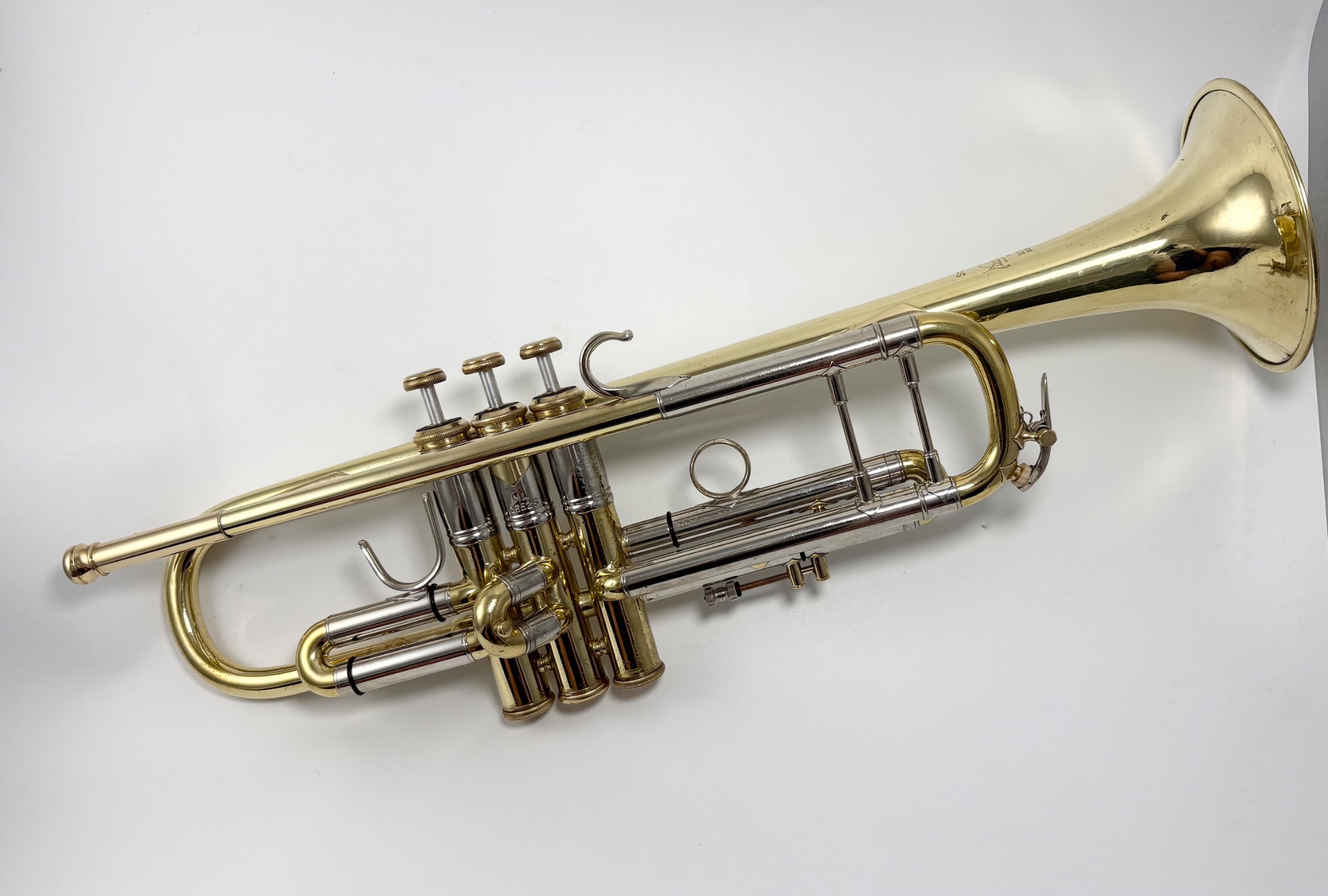 We've got an absolutely stunning 1955 Mt. Vernon Bach 37 for you