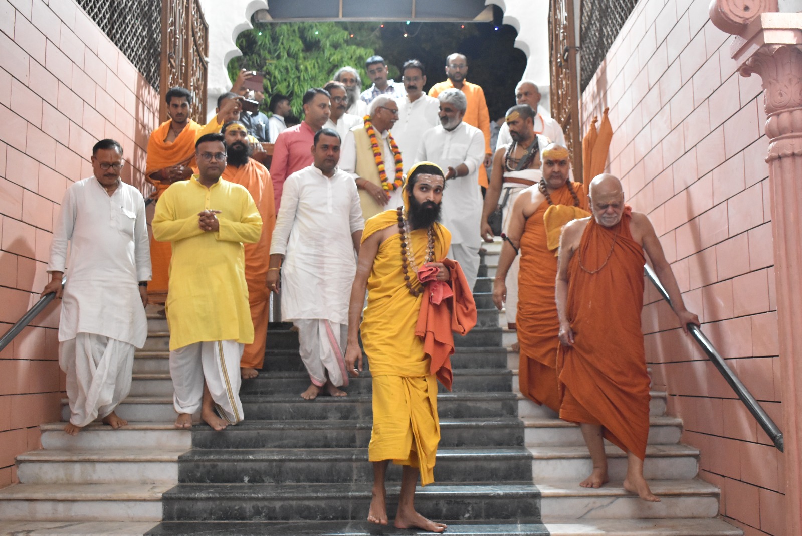 On April 17th, 2023, Jagadguru Shankaracharya Swami Shri Nischalananda ...