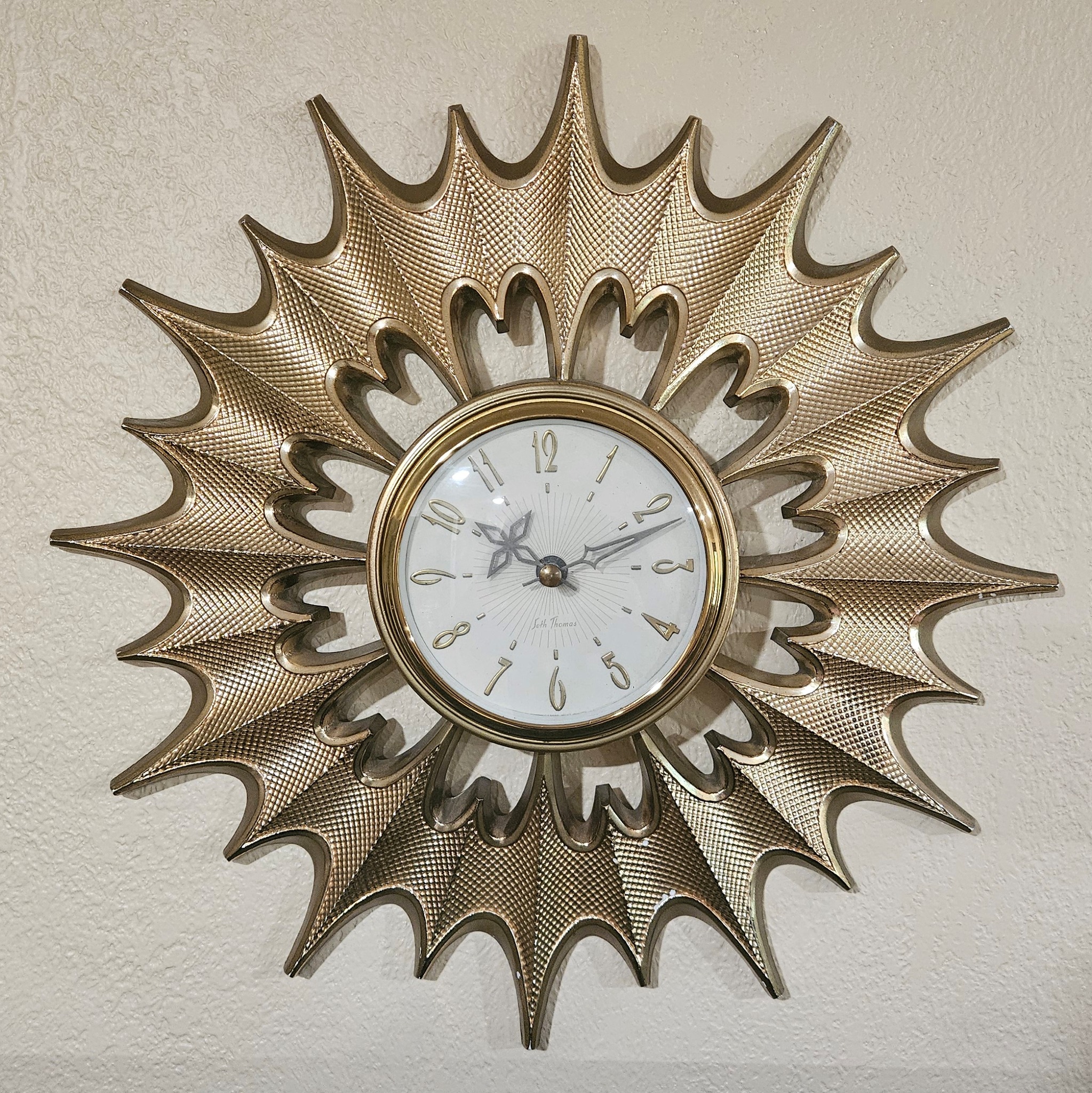 A very special vintage find!! 1960's WORKING Squirt clock!