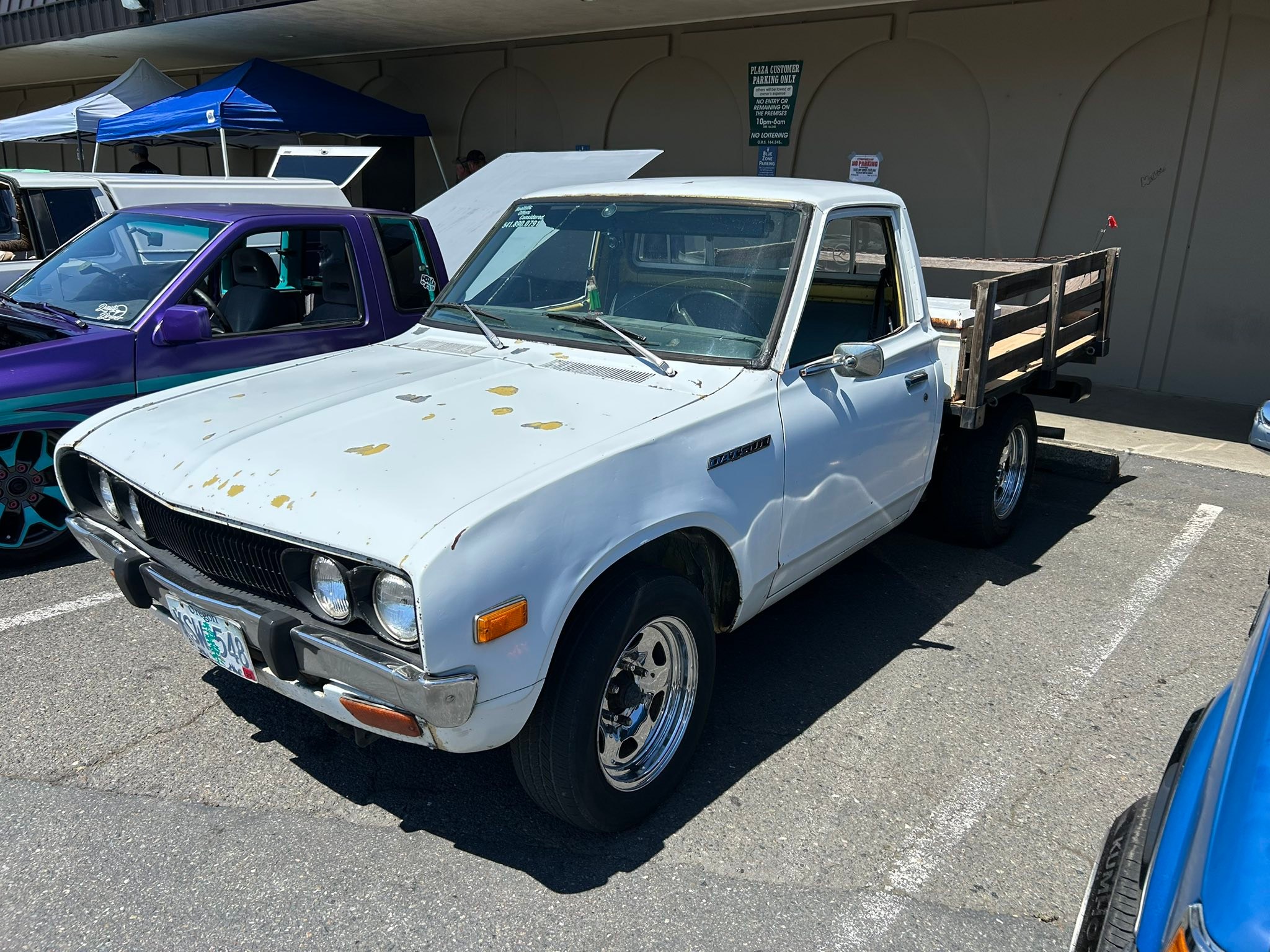 Datsun 720 slam truck conversion with custom seating
