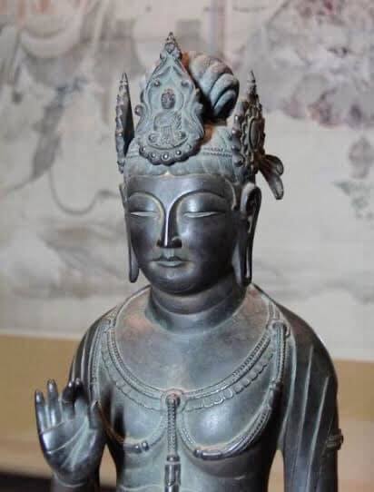 法隆寺 銅造観音菩薩立像《夢違観音》(国宝.白鳳) 江戸時代は東院伽藍