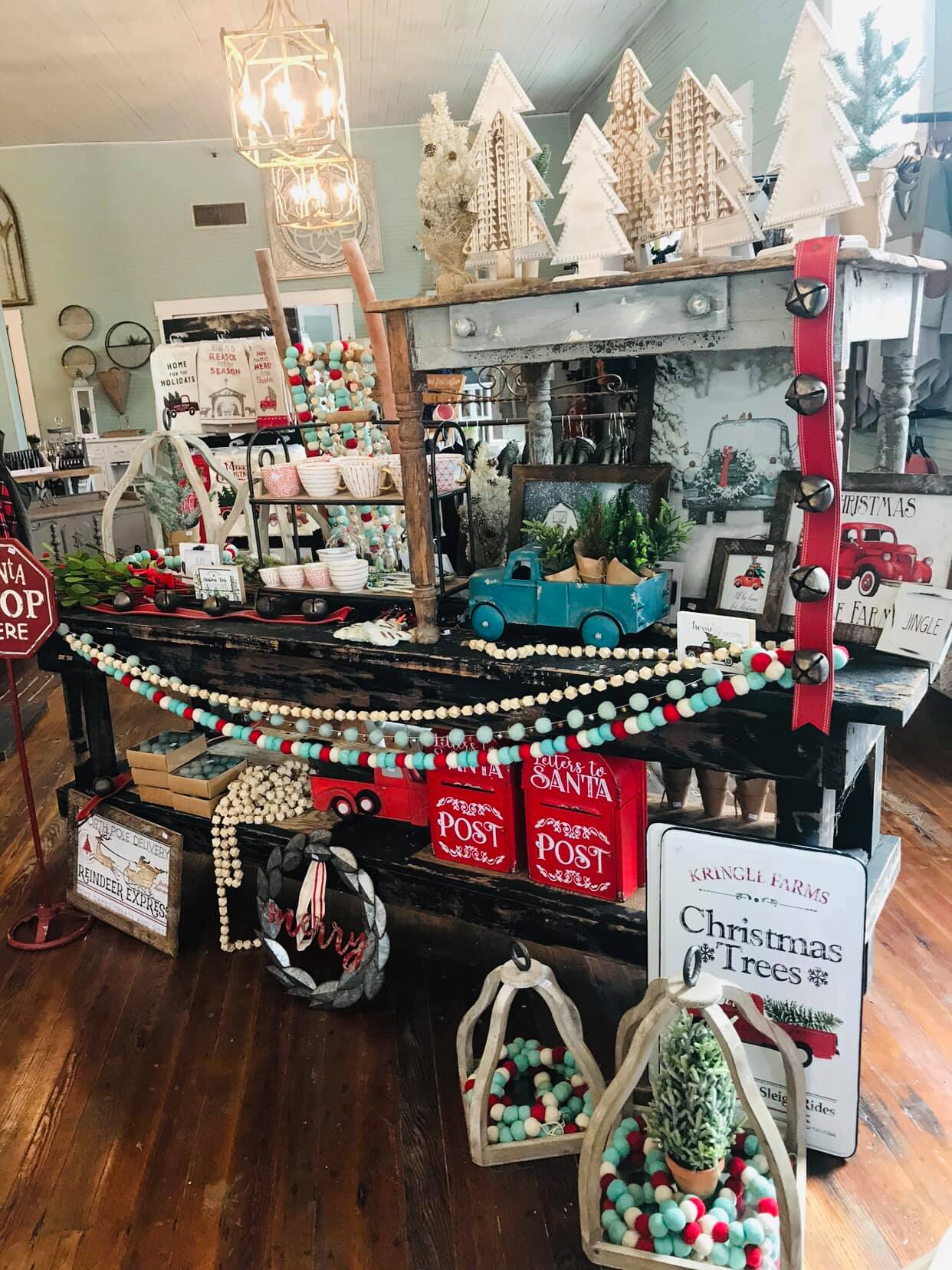 Happy Thursday!!!... - Rachel's Rustic Room & Boutique