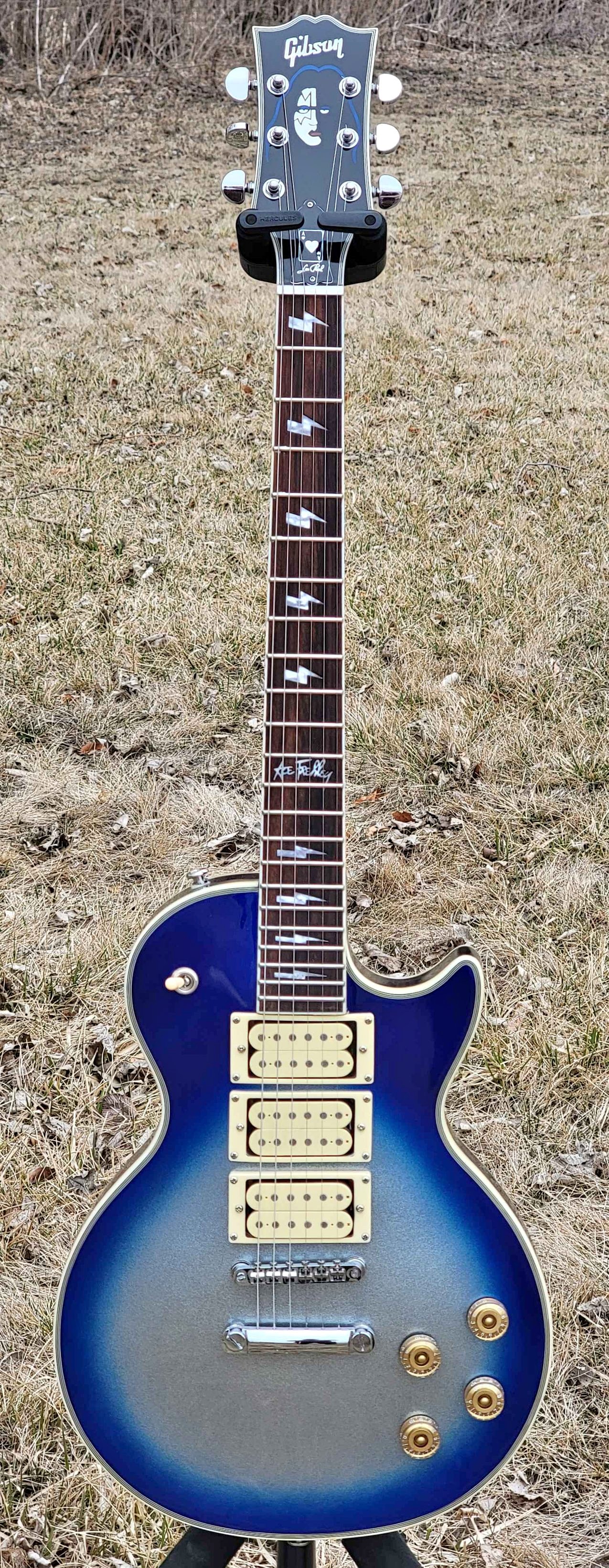 Chibson Ace Frehley Les Paul Custom Blue Burst Lightning Inlays ...