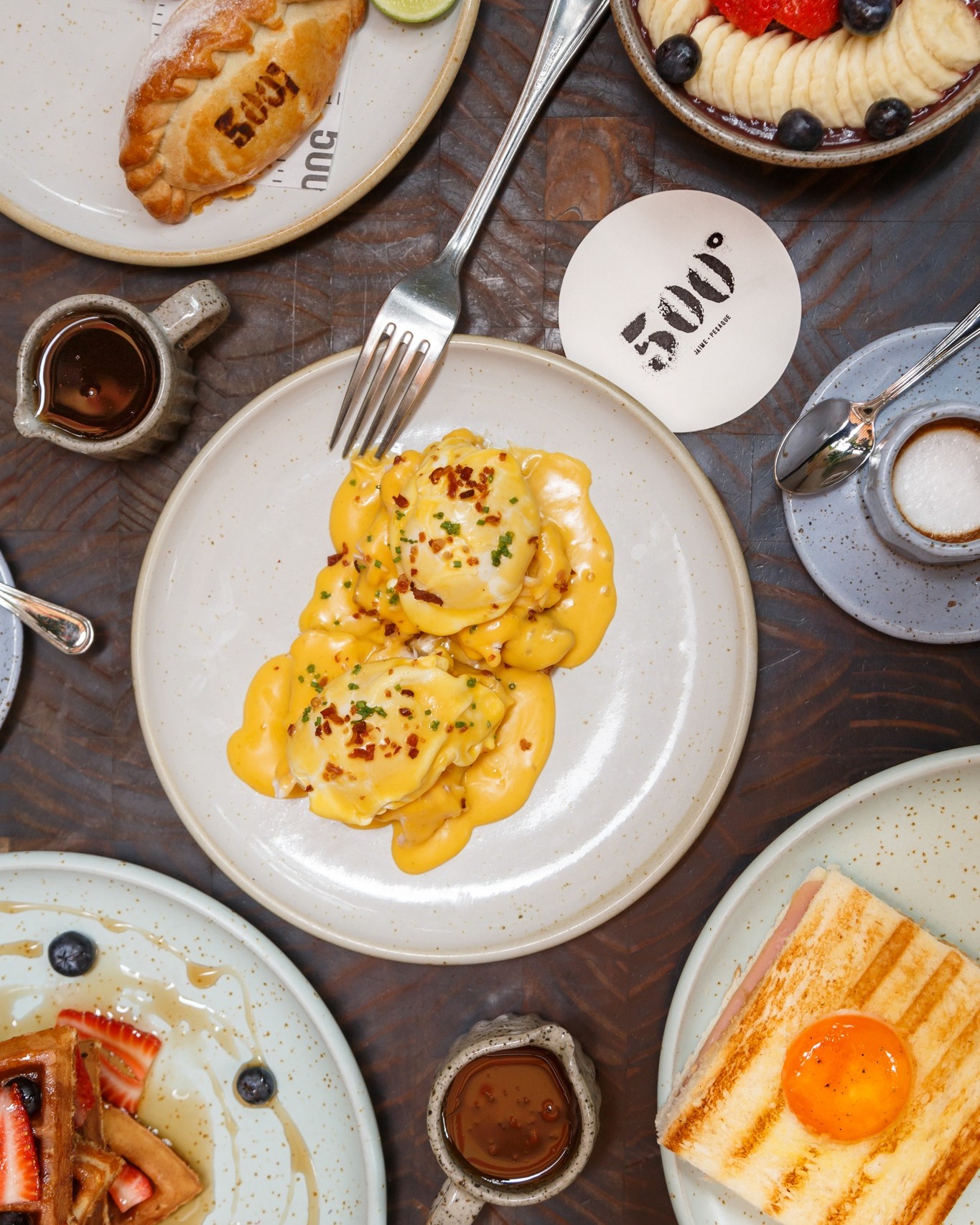 500 Grados - Desayuna en nuestra terraza desde las 8:00...