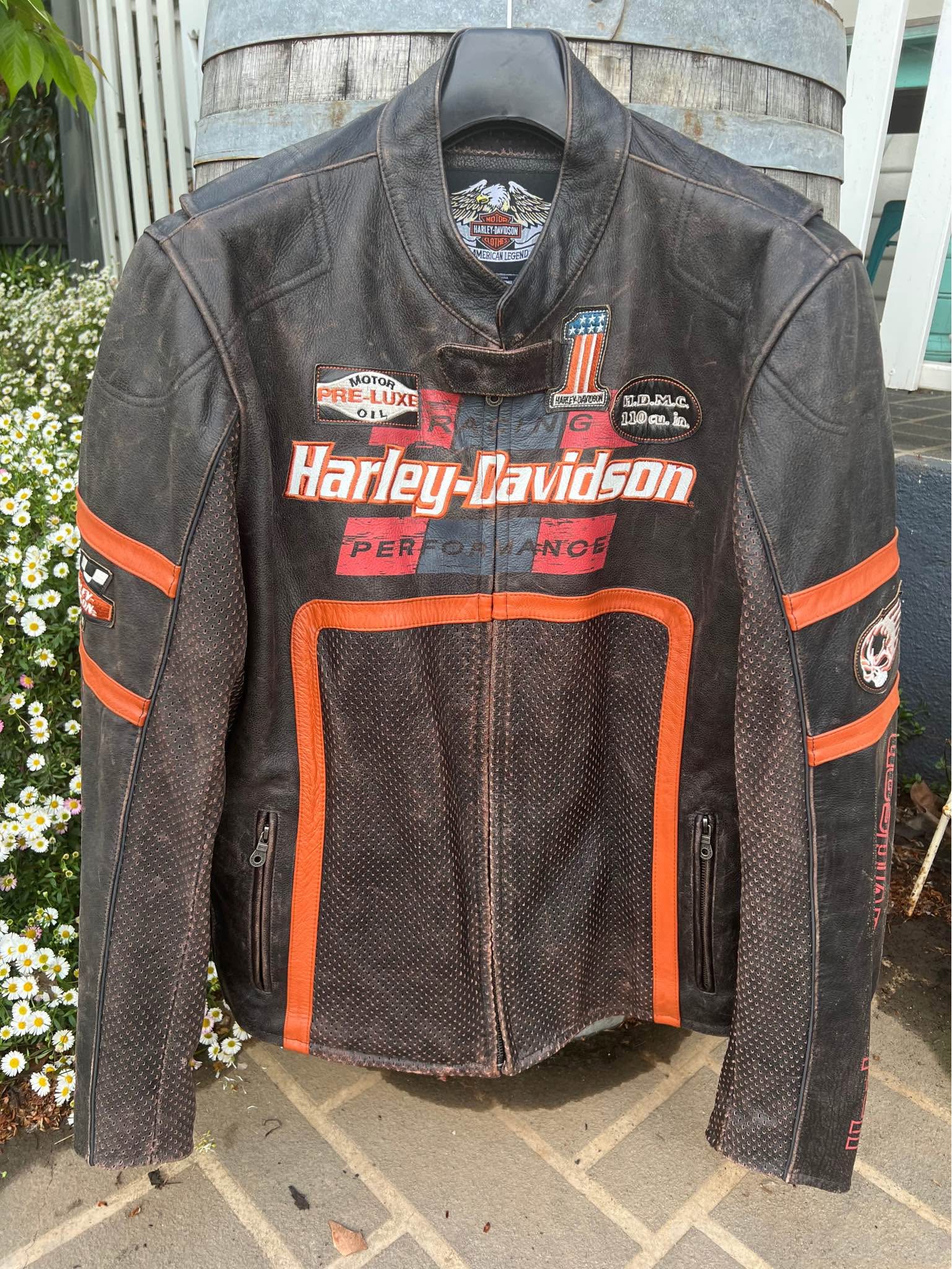 Harley Davidson Half Mile Leather Jacket Size Large Rare Factory  display picture 1