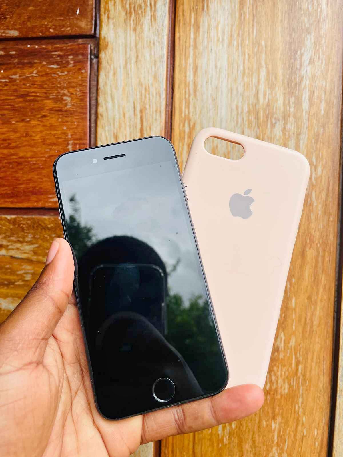 iPhone 7 normal - Cell Phones - Matola | Facebook Marketplace | Facebook