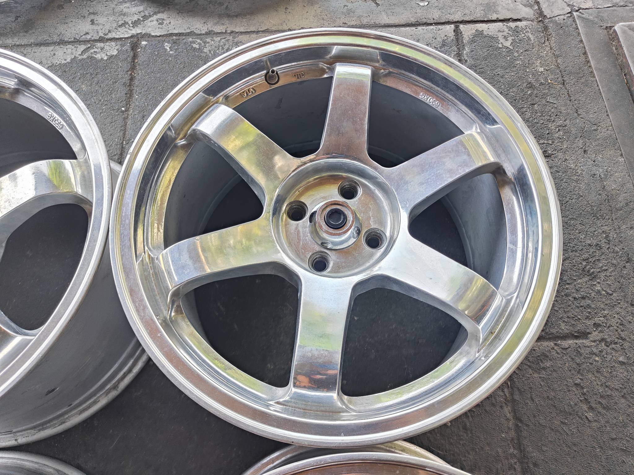 VOLK Racing ☆6.5JJ×13 PCD114.3-4H 【公式通販】
