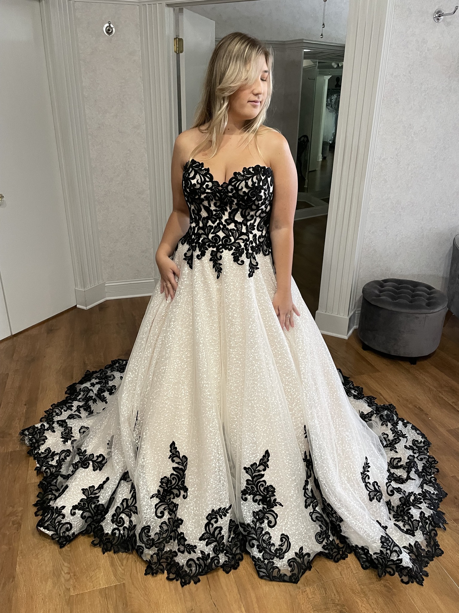kleinfeld black wedding dress From beautiful gowns to classy couture creations, Bridal has it all! Scroll through the latest dresses to be featured on #SYTTD here! Color:DAMSON Family Halloween Costumes Lion 25 off sale