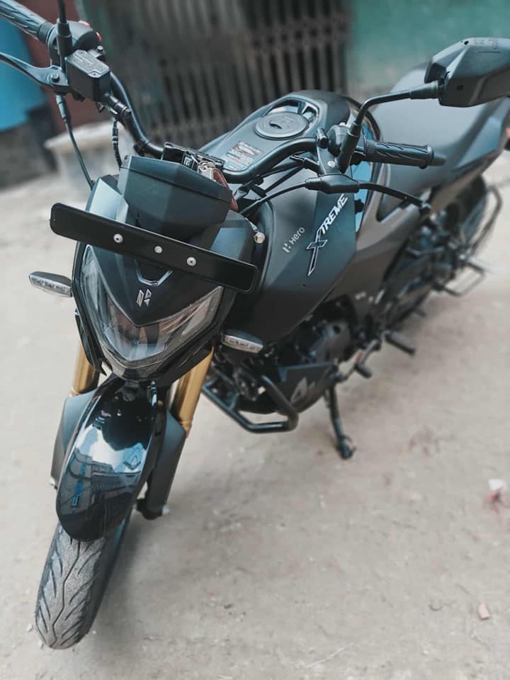 Hero Extreme 160R 4v Dual Channel ABS