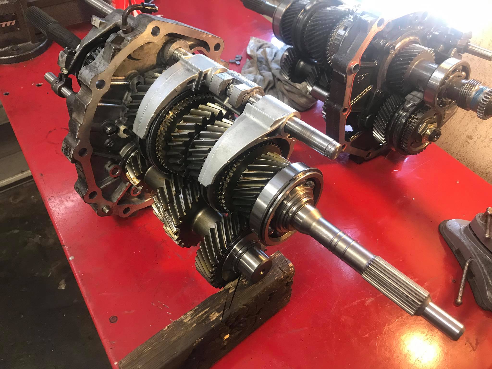 R154 early VS late  spot the difference in the counter shaft