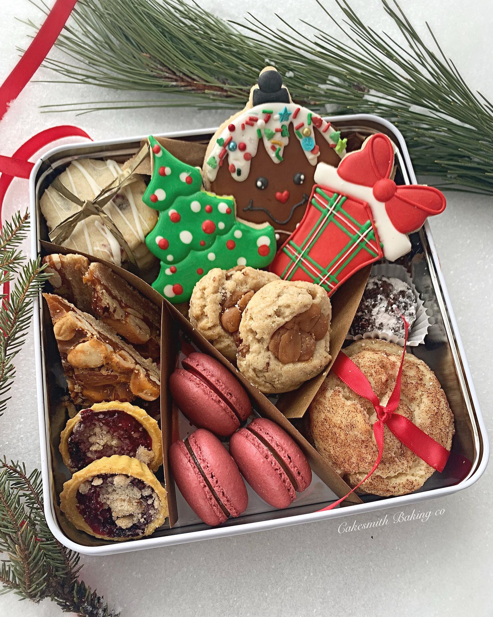 Our Bonne Maman® Gift Set Cookie Tin is a festive and delicious