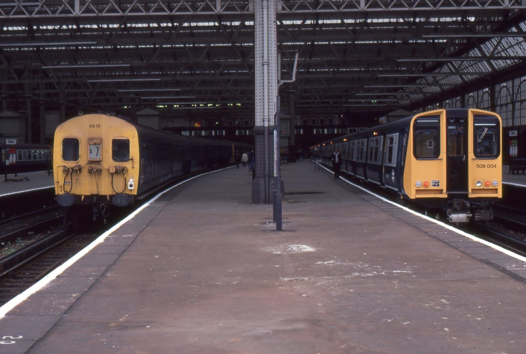 Southern Electric Group | 4SUB 4619 and 508004 await their next ...