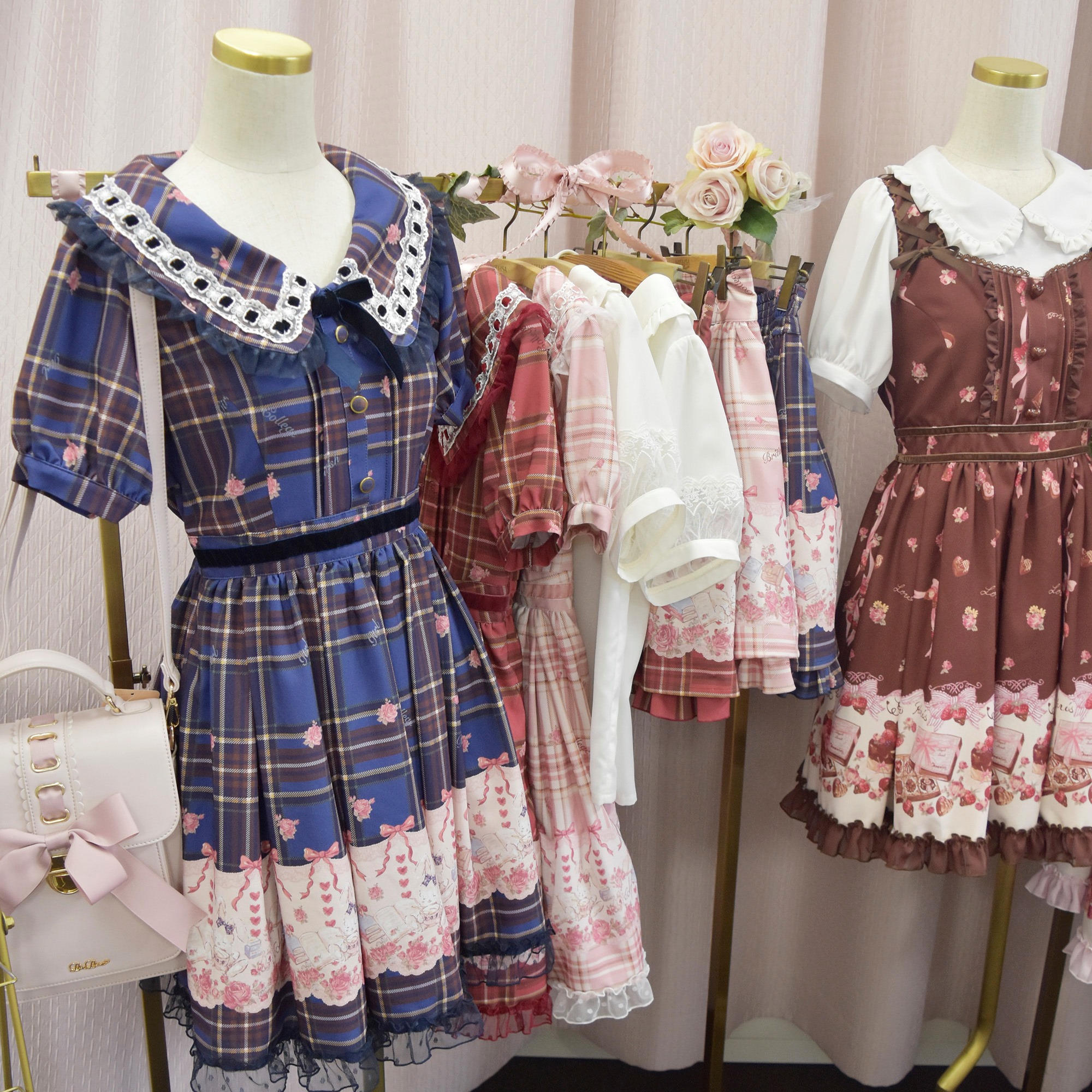 BIG NEWS✨] PRE-ORDERS START❤︎ FINALLY!!! 🎀LIZ LISA × Ojamajo