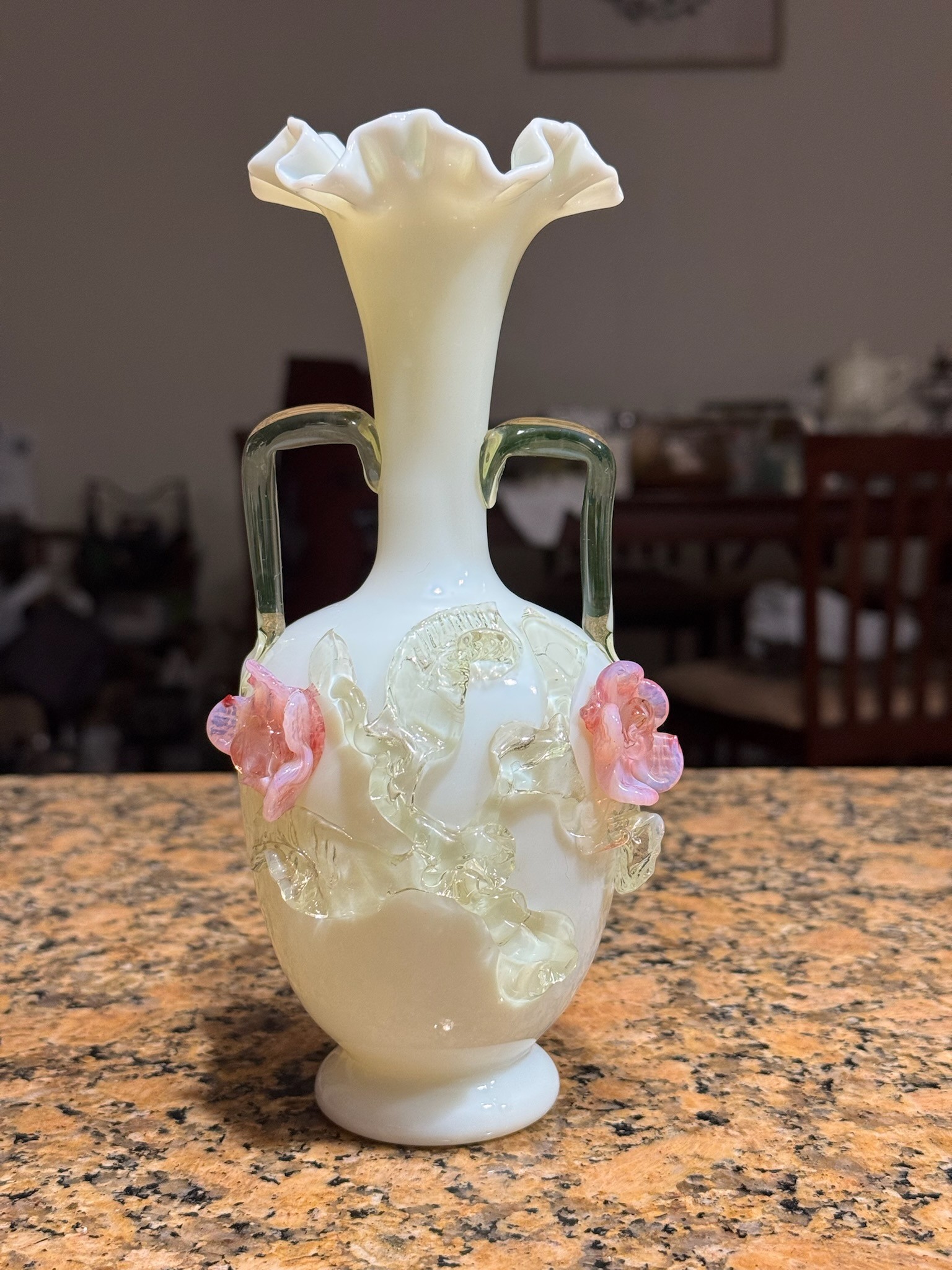 AKa6859　古い　陶器製　花立　当時物 Identify vintage vase with no markings?
