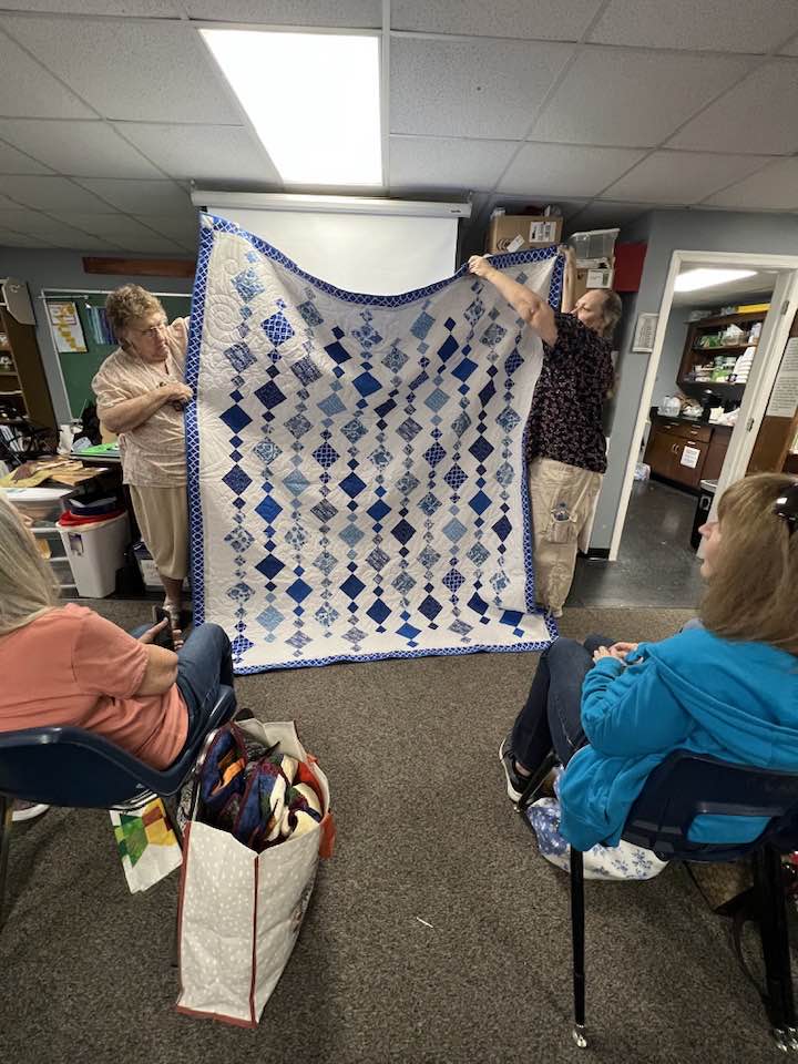 Hummingbird Stitchers Quilt Guild | Morning show and tell | Facebook