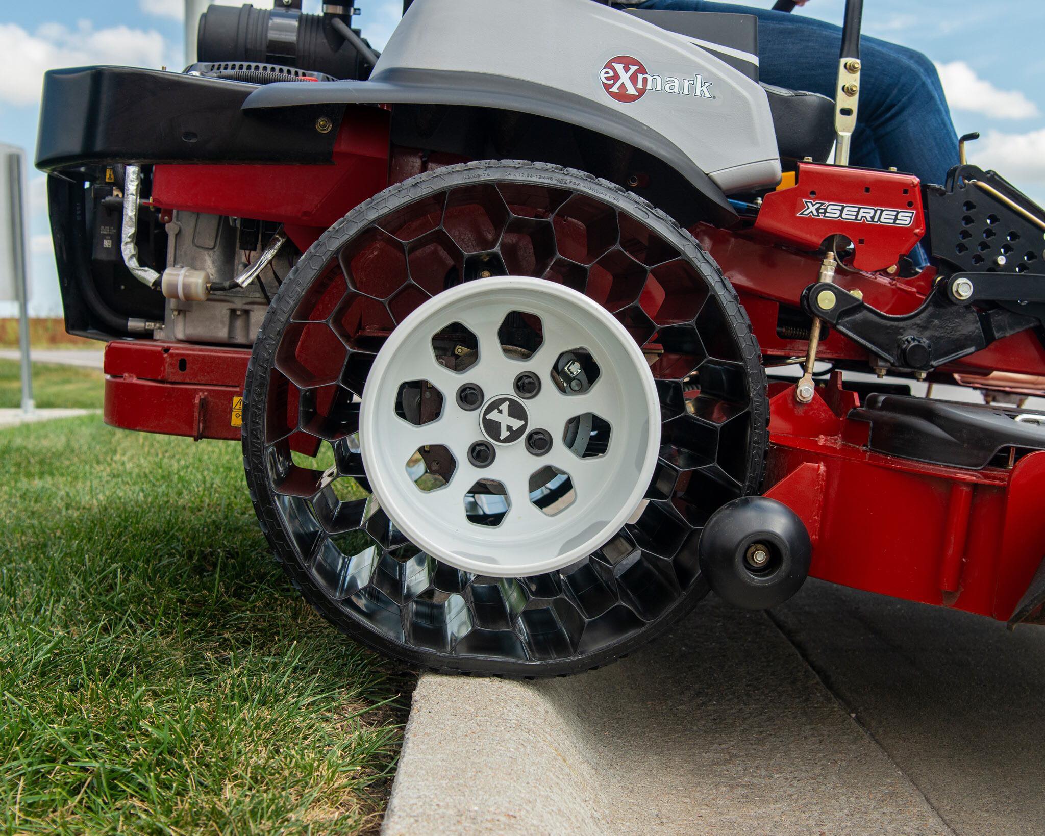 New for 2020: Exmark's... - Royal Edger & Mower Company, Inc.