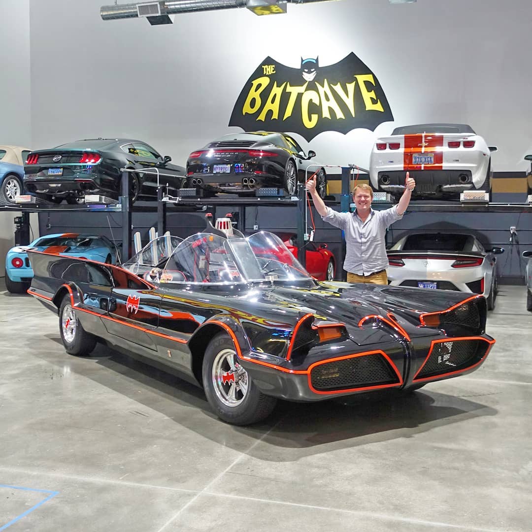 Shmee150 - Visiting the KaPow Racing Batcave with the...