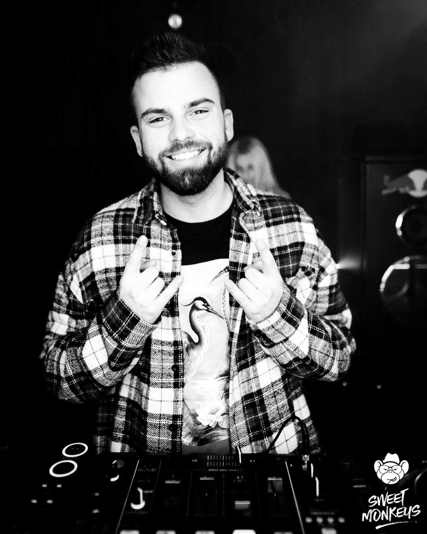 DJ RIZZY
