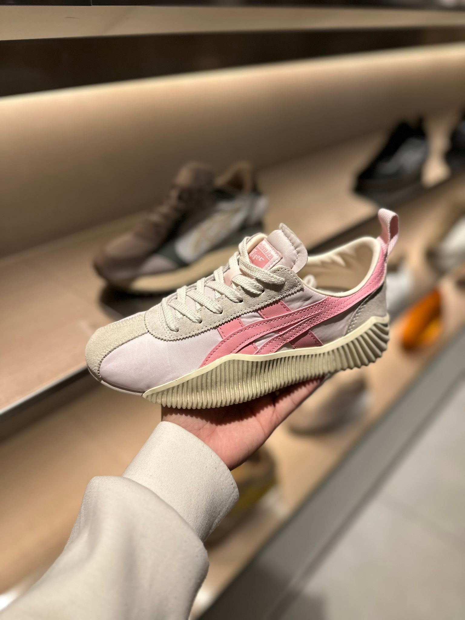 Onitsuka Tiger Acromount for sale in Manila